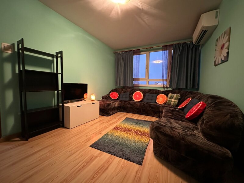 Drumul Taberei, apartament 3 camere, loc de parcare, 499 euro.