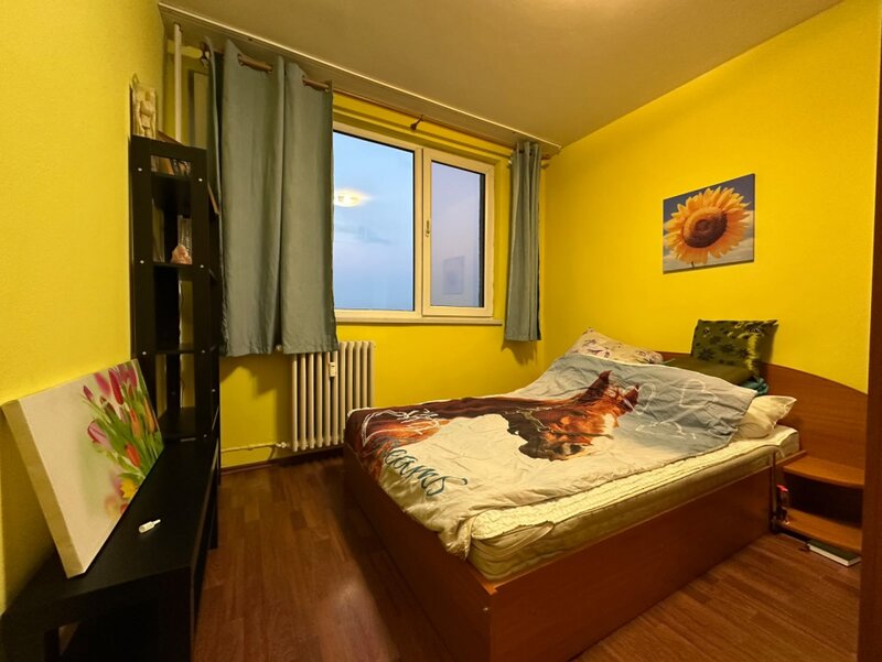 Drumul Taberei, apartament 3 camere, loc de parcare, 499 euro.