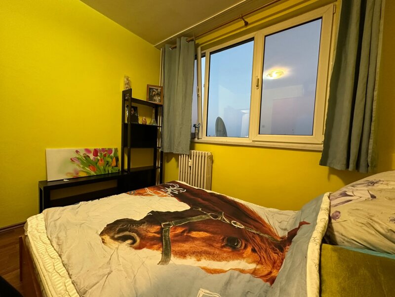 Drumul Taberei, apartament 3 camere, loc de parcare, 499 euro.